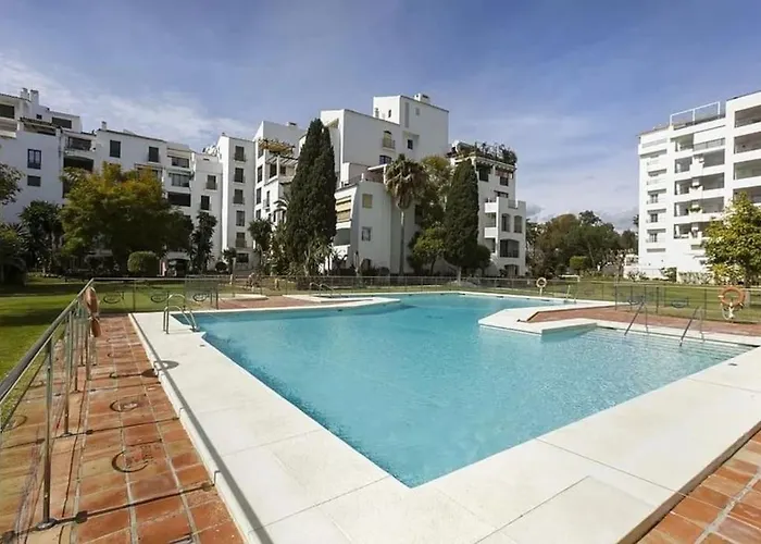 Caprichoso Apartamento En El Corazon De Puerto Banus