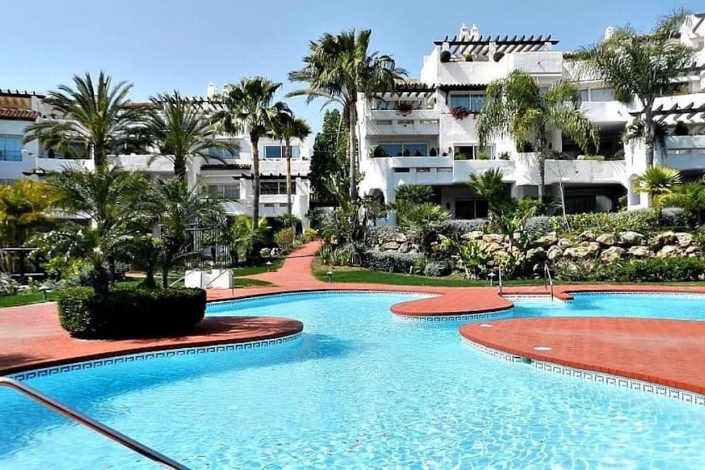 Caprichoso En El Corazon De Puerto Banus Apartment