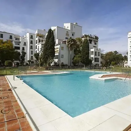 Caprichoso Apartamento En El Corazon De Puerto Banus Marbella Exterior photo